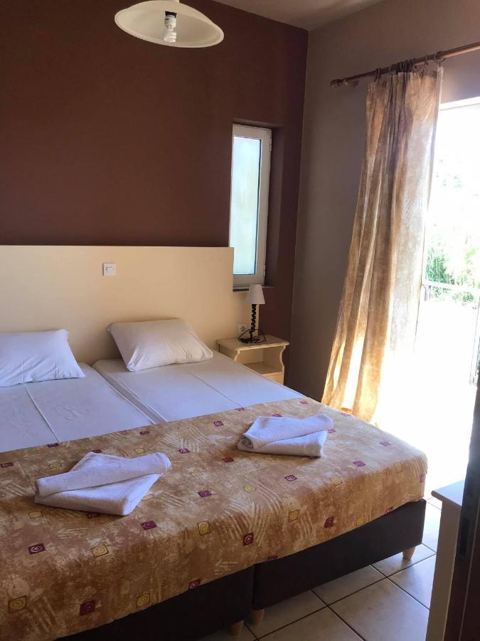Kydoni Apartments And Studios Agia Marina  Екстер'єр фото