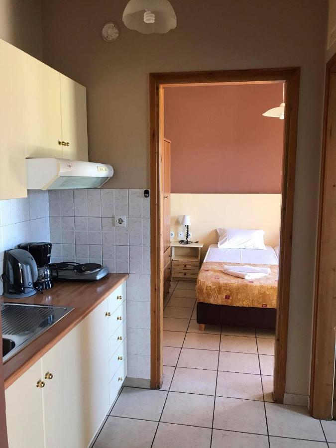 Kydoni Apartments And Studios Agia Marina  Екстер'єр фото