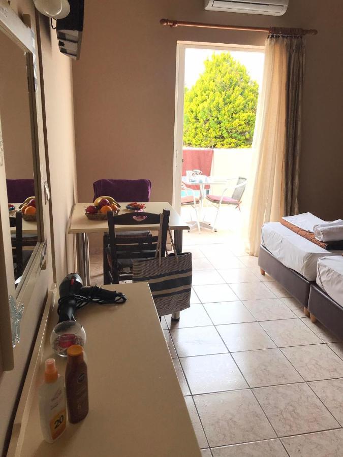 Kydoni Apartments And Studios Agia Marina  Екстер'єр фото